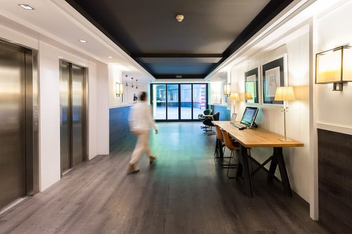 Parallel, Primary image