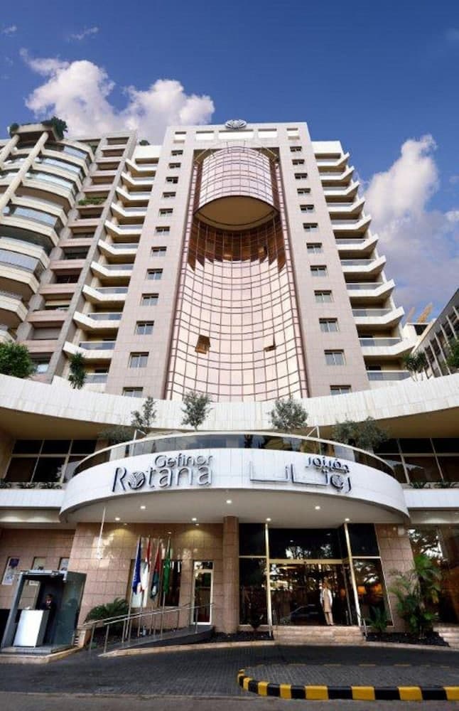 Gefinor Rotana, Primary image