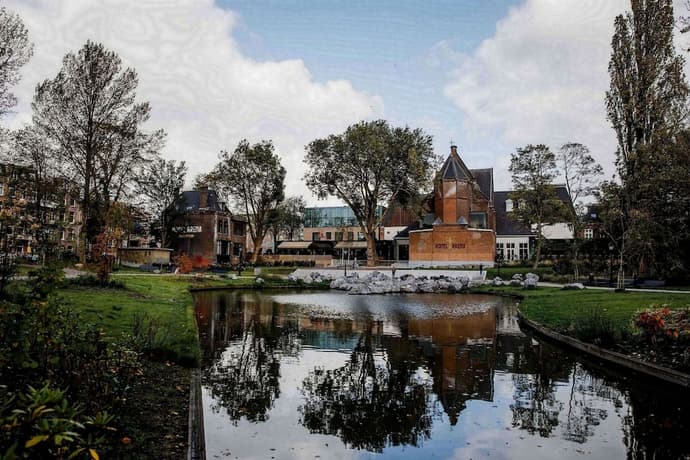 Hotel Arena, Primary image