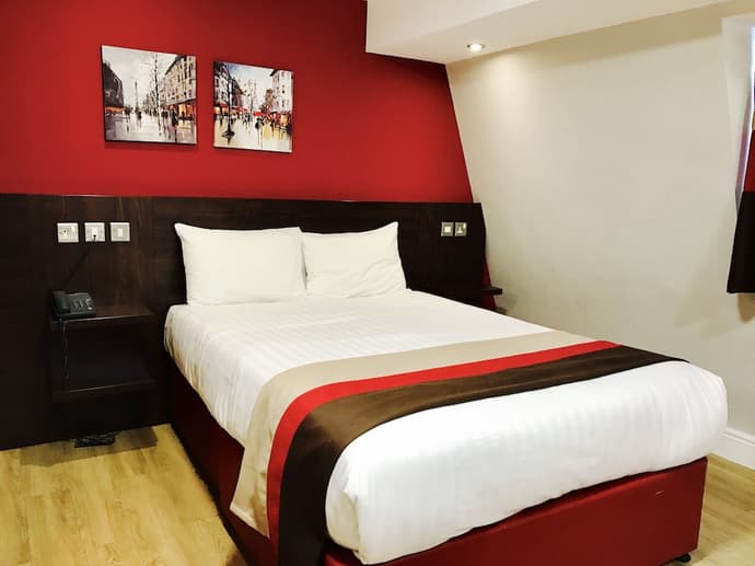 Royal Cambridge Hotel, Primary image