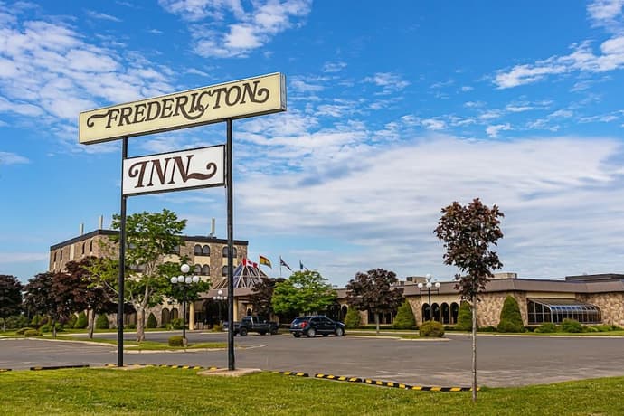 Fredericton Inn, Primary image