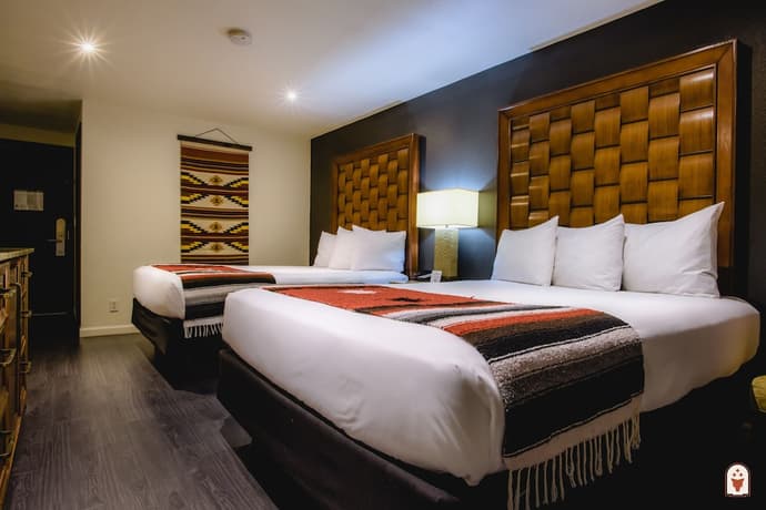 Coyote South, Primary image