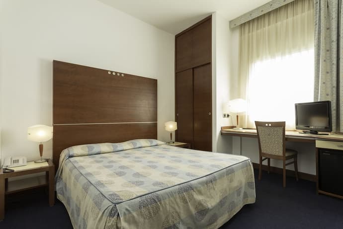 Millennhotel, Primary image