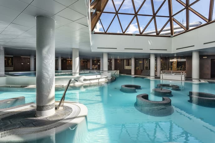 Melia Sol Y Nieve, Primary image