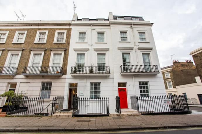 Enrico Hotel, Primary image