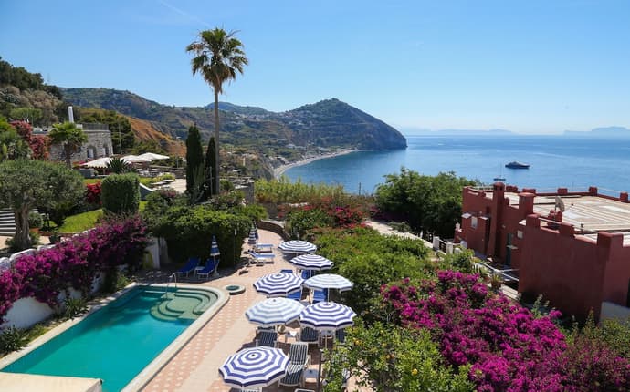 Hotel Loreley, Primary image