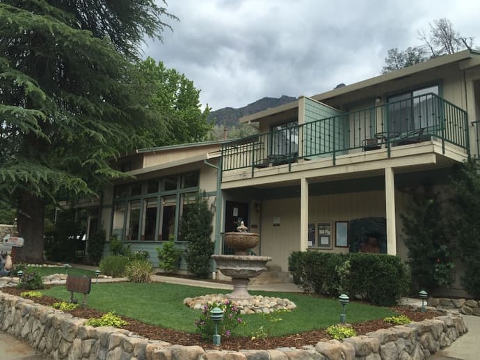 Cedar Lodge, Primary image