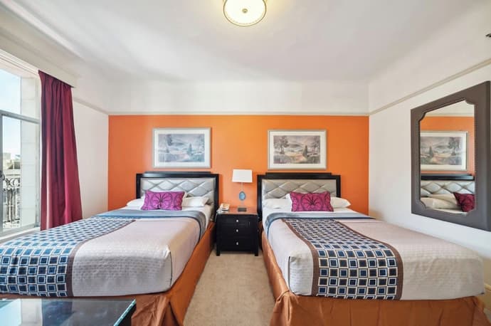 Union Square Plaza Hotel, Primary image