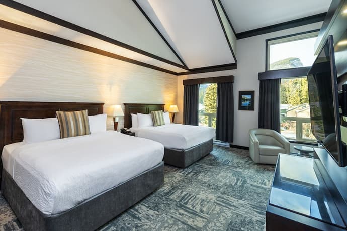 Charltons Banff, Primary image