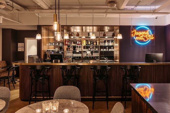 Hotel Schani Salon, Primary image