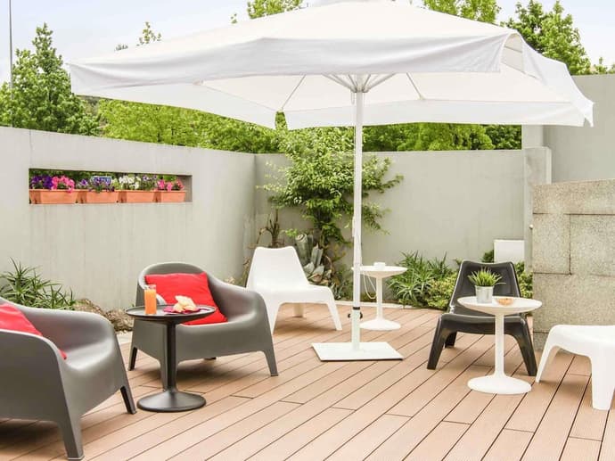 Ibis Guimaraes, Primary image