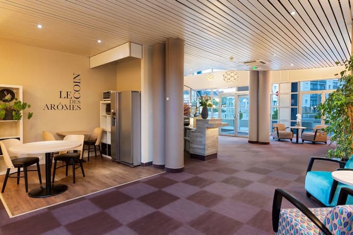 Kyriad Tours - Saint Pierre des Corps Gare, Lobby