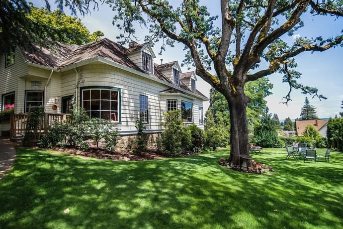 Campbell House Inn, Primary image