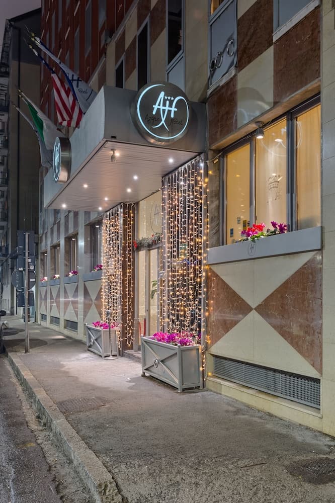 Hotel Agape, Primary image