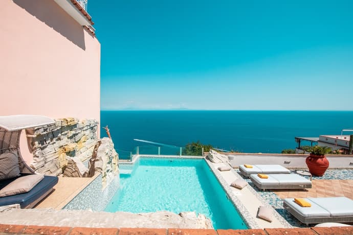 Hotel Margherita, Primary image