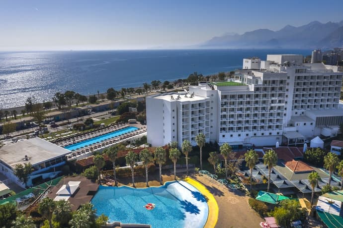 Hotel SU & Aqualand, Primary image