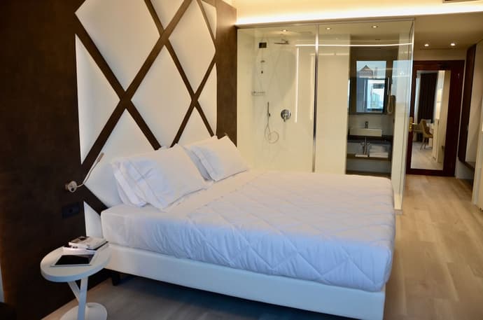 Hotel Victoria, Primary image