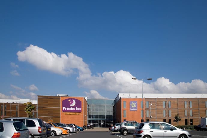Premier Inn London Heathrow Airport T2 & T3 - Bath Road, Primary image