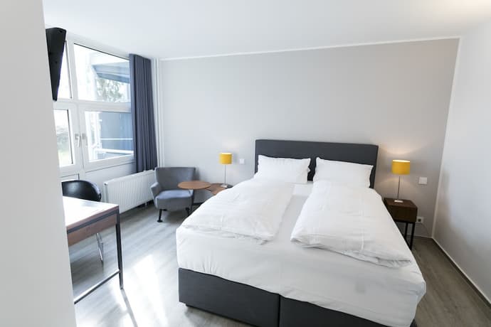 Wald & Golfhotel Lottental, Primary image