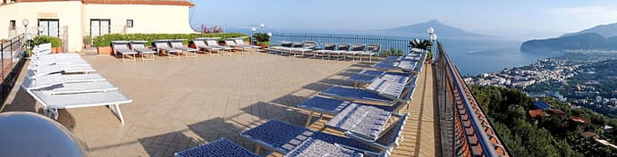 La Vue D'Or, Primary image