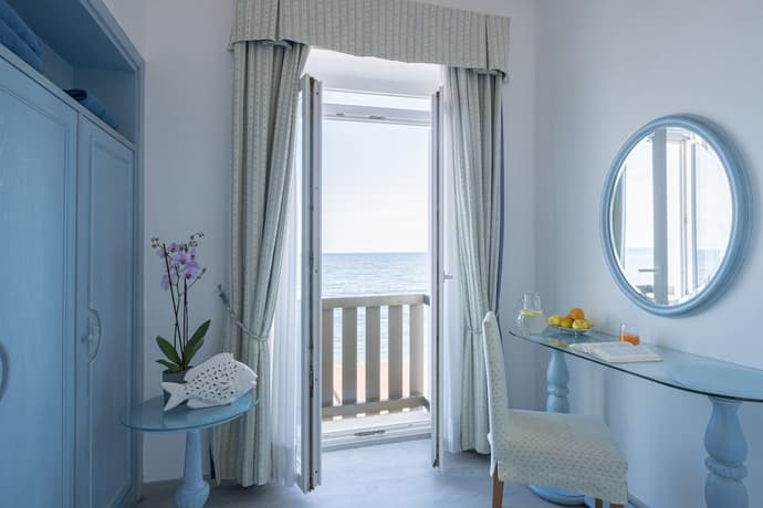 Hotel del Sole, Primary image