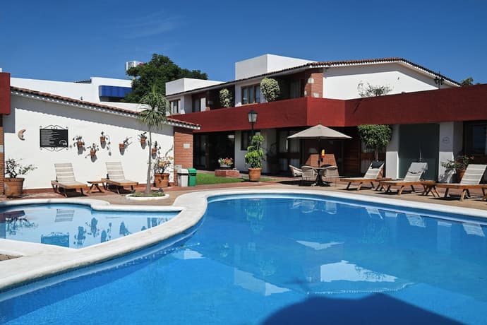 Hotel Hacienda, Primary image