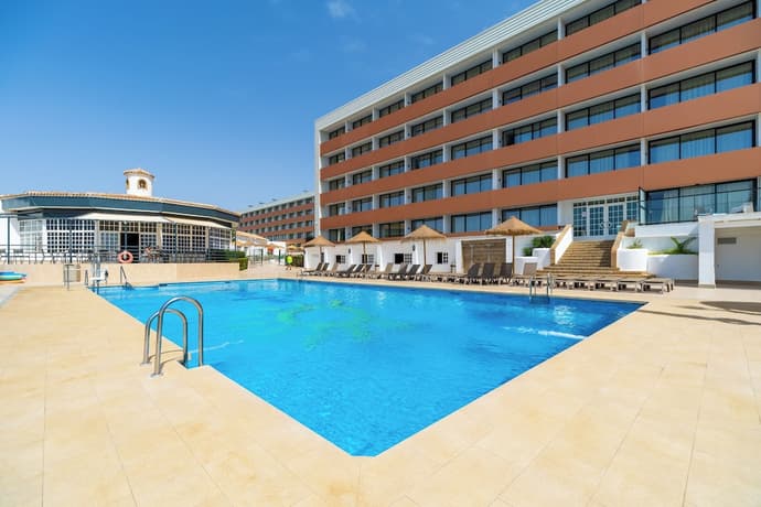 Ohtels Carabela, Primary image