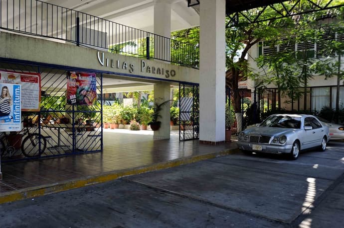 Hotel Villas Paraíso, Interior entrance