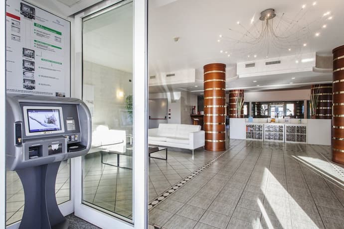 Hotel Donizetti, Primary image