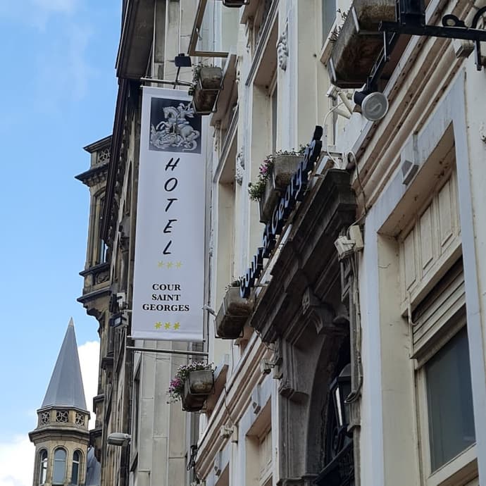 Cour St Georges, Primary image