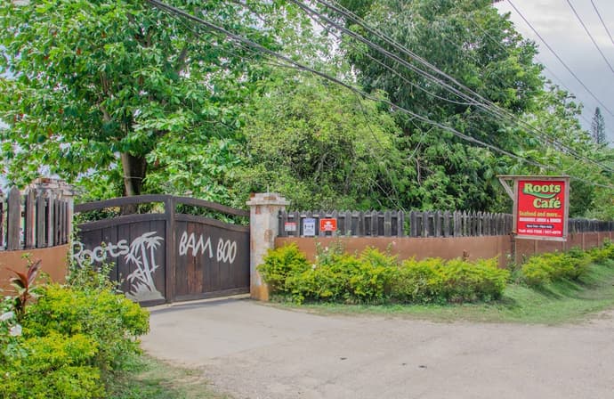 Roots Bamboo Beach Resort, Primary image