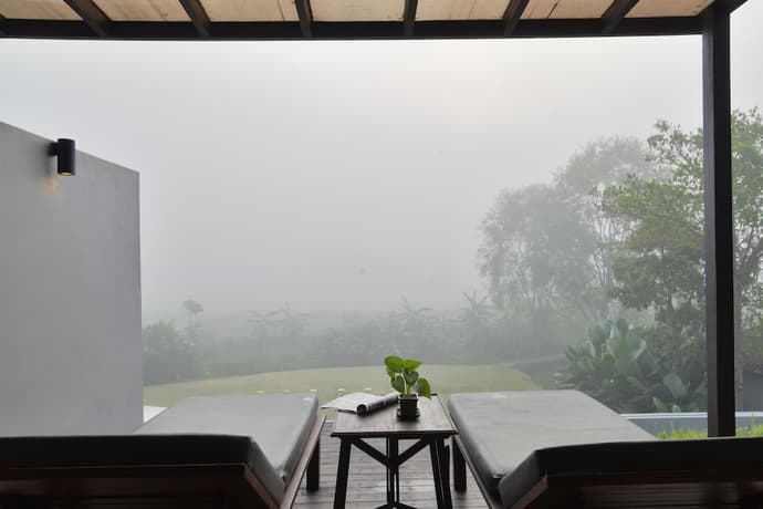 Yoma hotel, Primary image