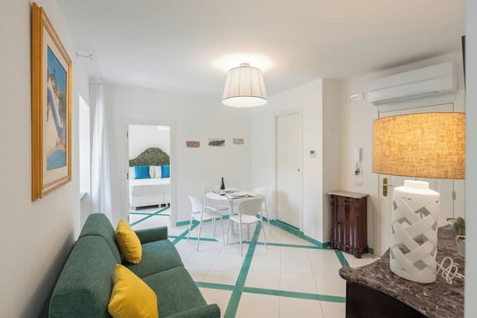 Torre Paradiso, Room