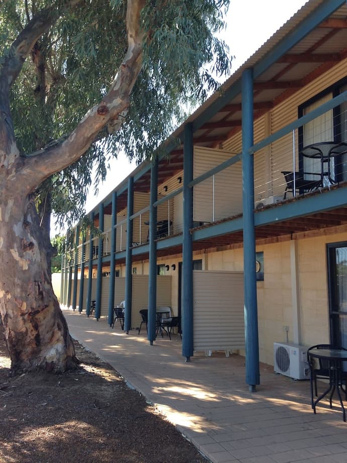 Pelican's Nest, Primary image