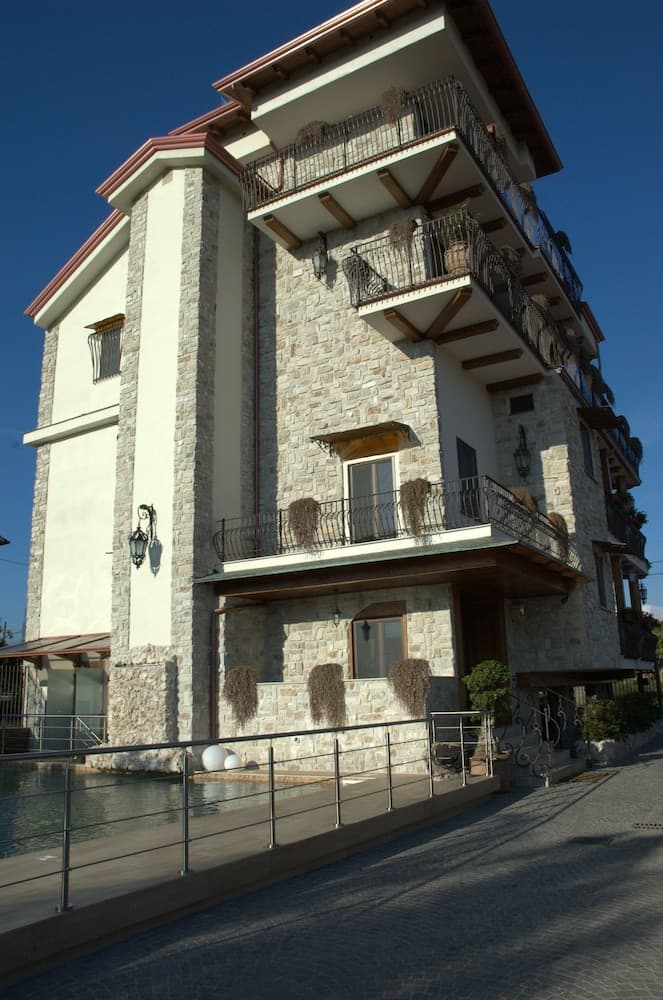 Hotel Villa Clementina, Primary image