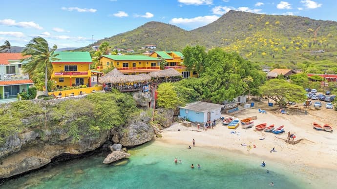 Bahia Apartments & Diving, Primary image