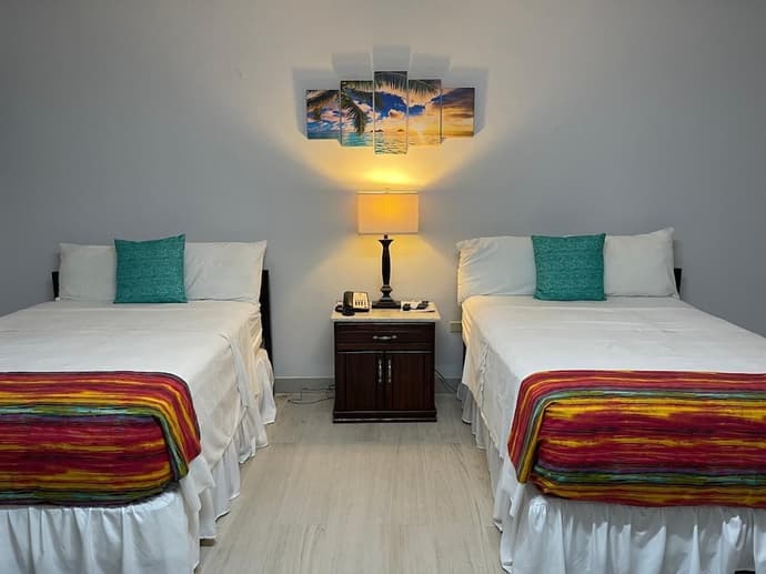 Cortsland Hotel, Primary image