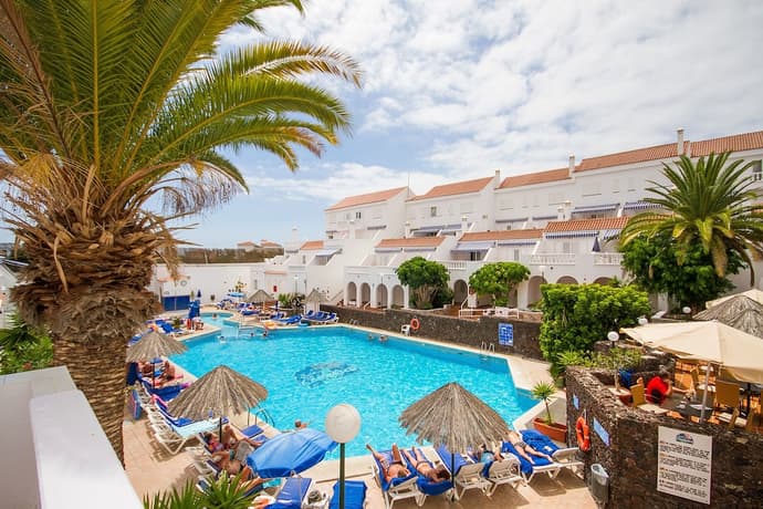 Ona los Claveles, Primary image