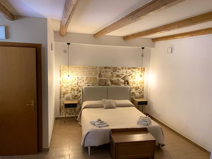 B&B Vinci, Primary image