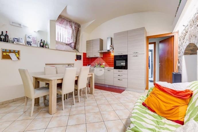 Casa Particular Underground, Primary image