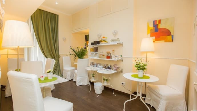 Caesar Place Roma, Primary image