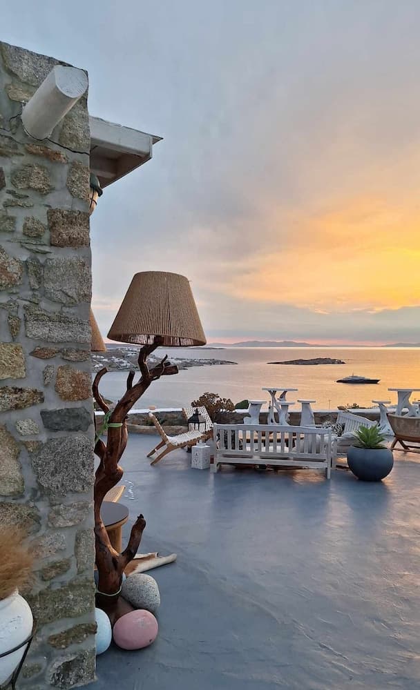 Vougli View, Primary image