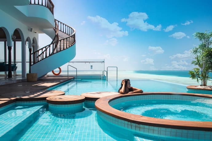 Stone Hotel Dhiffushi, Primary image