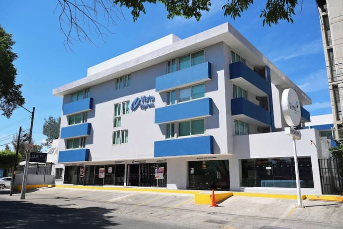 Vista Express Guadalajara Expo SureStay Collection by BW, Primary image