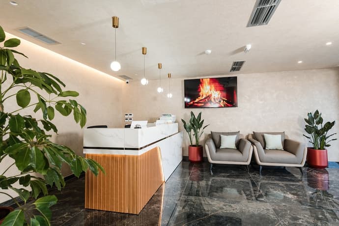 Troci Hotel, Primary image