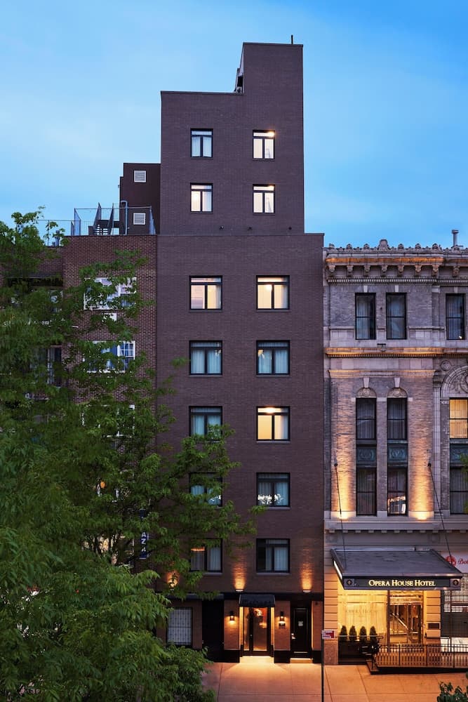 Melrose Hotel, Primary image