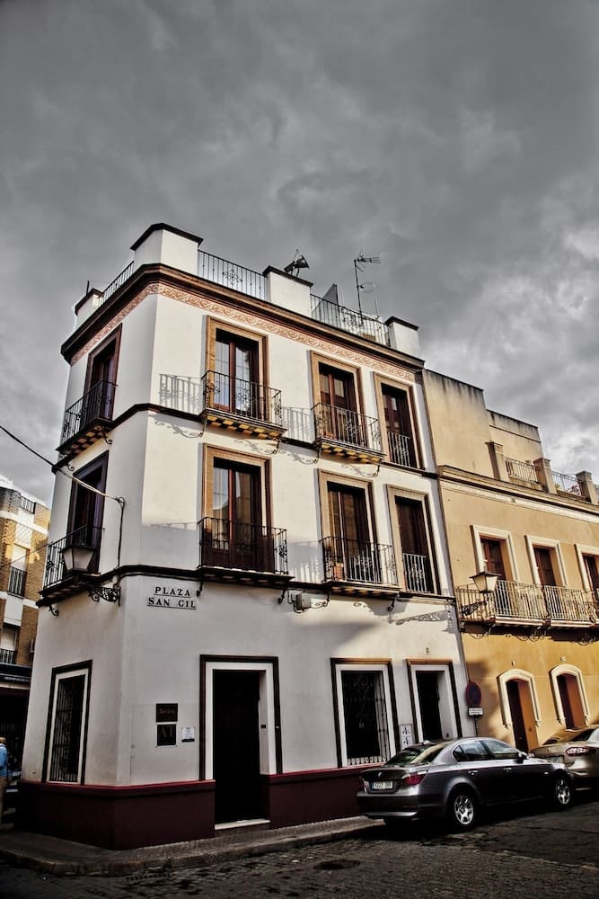 Rey de Sevilla Flats Macarena, Primary image