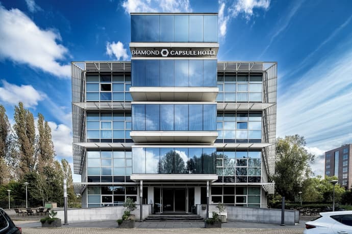 Diamond Capsule Hotel Amsterdam South, Primary image