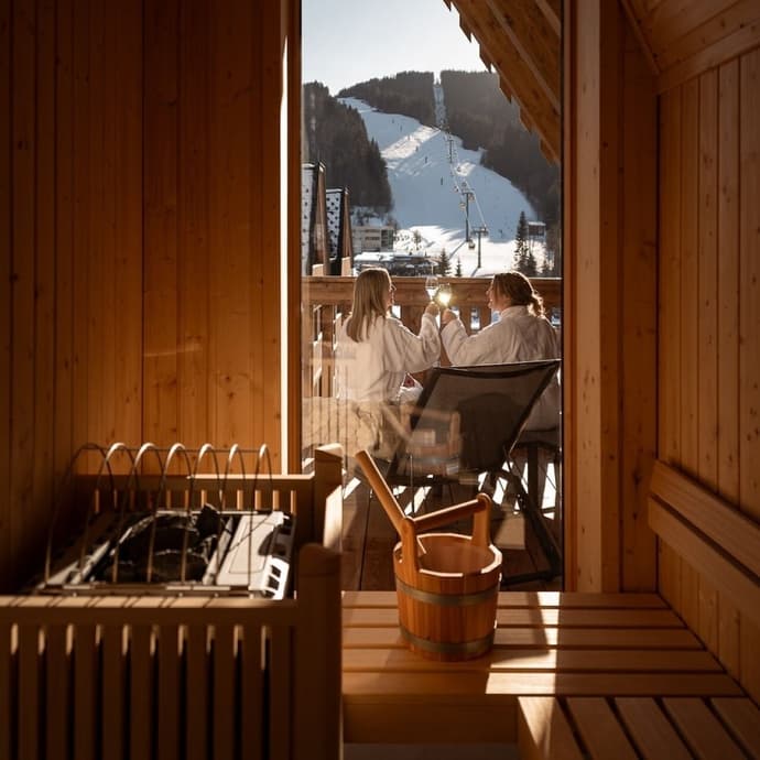 ADEA Lifestyle Suites, Primary image