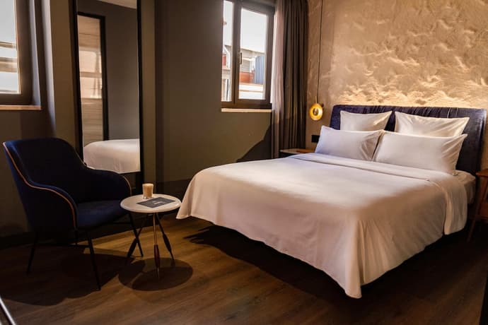 LETOH LETOH Sevilla, Primary image